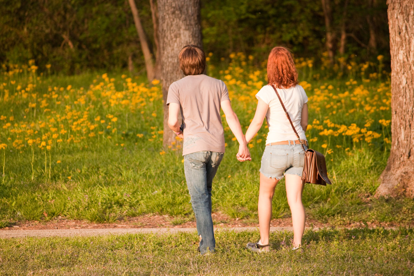 springtime-love-02 strolling springtime-love-02 strolling